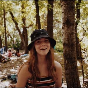 Meet your Posher, Hunter lilly